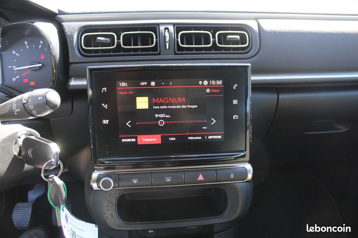 Citroen C3 PHASE 4 C-SERIES 83 CV ESSENCE GPS LINK USB BLUETOOTH RÉGULATEUR FULL LEDS CLIM AUTO (image 11)