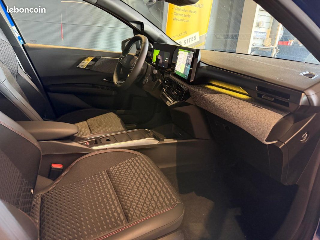 Renault clio techno full hybrid e-tech 160 pack safety / driving / parking (image 4)
