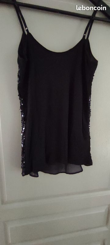 Top noir pour fête (image 2)
