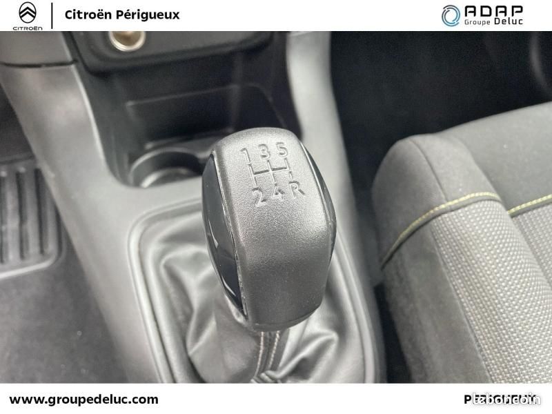Citroen C3 1.2 PureTech 83ch S&S Feel Business (image 16)