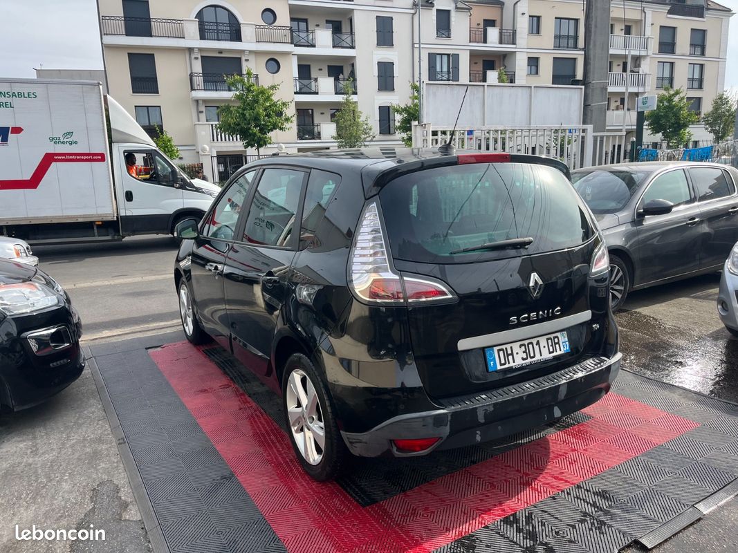 RENAULT SCENIC III TCe 115 Energy Limited (image 5)