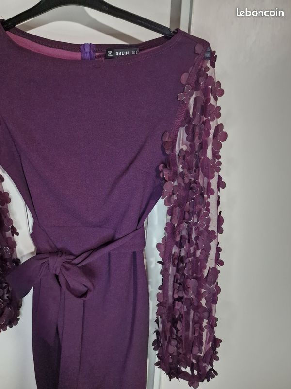 Robe (image 2)