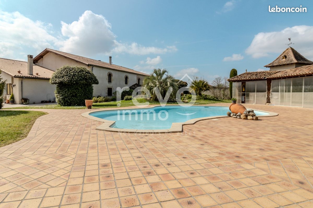 Maison 12 pièces 478 m² · à Marmande · 478 m² · 489 000 €