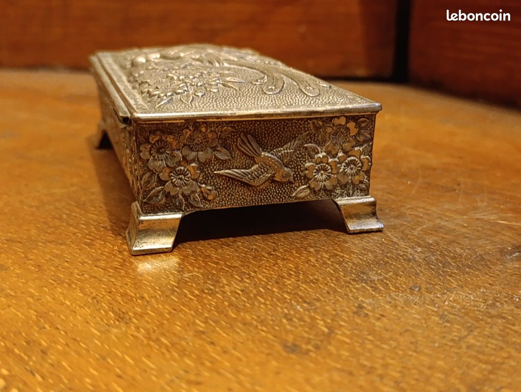 Boîte à Bijoux Vintage à Motifs Fleuris | Ancienne, Occasion, Parfaite Pour Collection