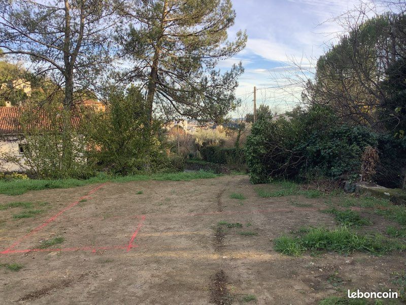 Vente terrain quartier calme verdoyant prévoir assainissement individuel pratiquement en ville 80 le m