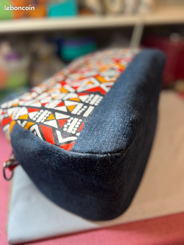 Sac Boston tissus wax. Produit artisanal (image 5)