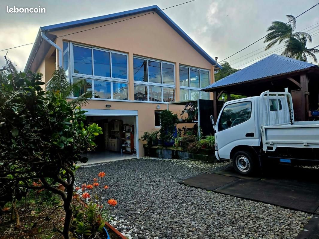 Maison 4 pièces 108 m² · à Saint-Joseph · 108 m² · 268 000 €