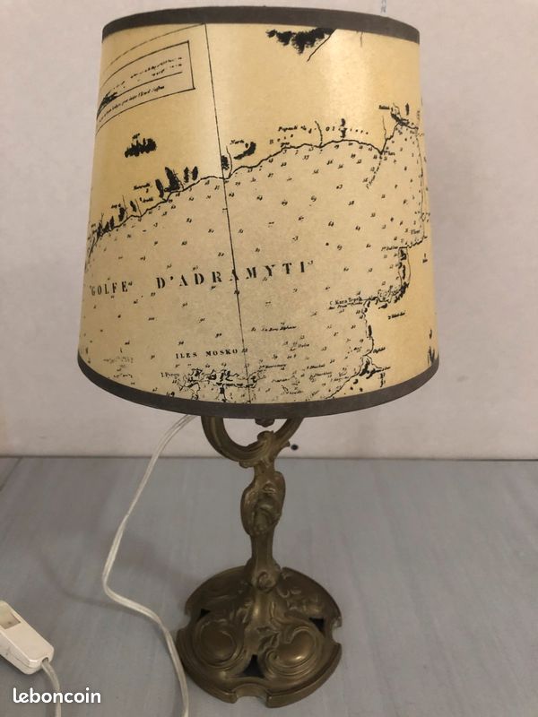 jolie lampe italienne des années 60, pied en céramique