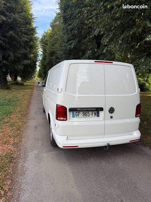 Volkswagen Transporter T6.1 (image 2)