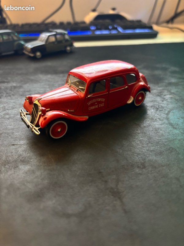 JPS Résine SB 1/43 - Renault 19 Phase 2 5 Portes Grise - Miniature Collection