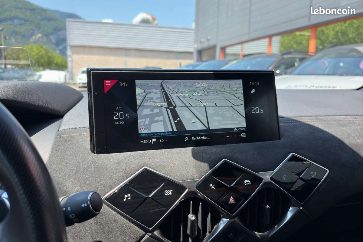 DS 3 Crossback 130 EAT8 PERFORMANCE LINE (image 4)