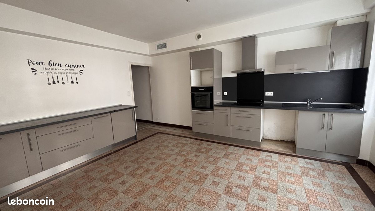 Maison 4 pièces 105 m² · à Graulhet · 105 m² · 765 €/mois
