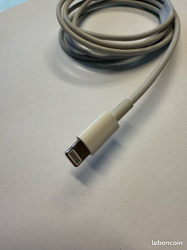 Câble Usb-C / Lightning (1,5m) (image 2)