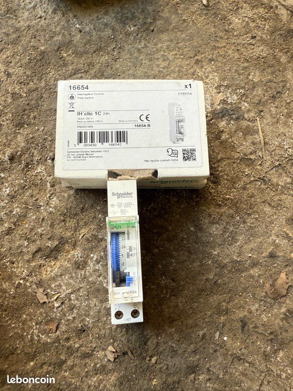 Horloge 24 h Décoration