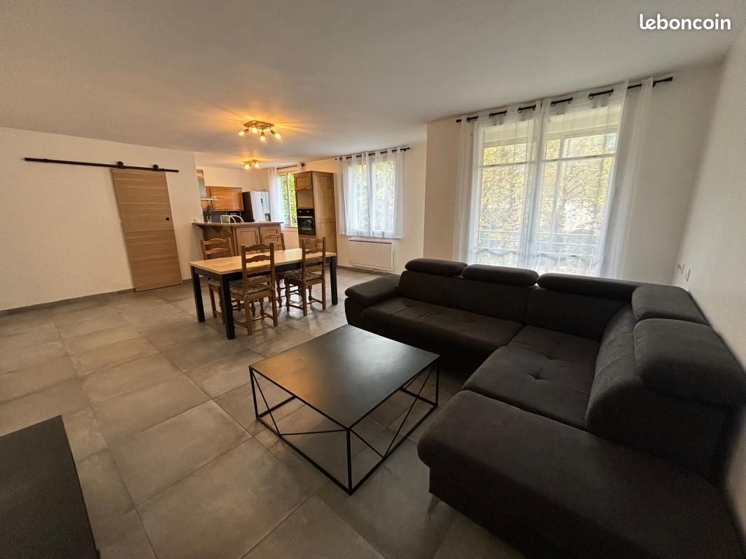 Appartement 3 pièces 66 m² · à Manosque · 66 m² · 795 €