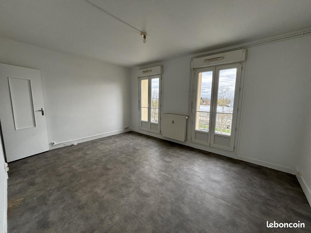 Appartement 5 pièces 81 m² · à Argentan · 81 m² · 663 €/mois