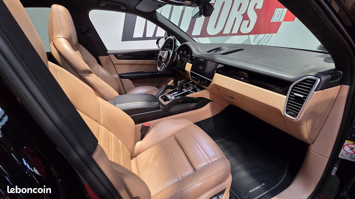 PORSCHE CAYENNE S - V6 - 2.9 - 440 ch - TOIT INTEGRAL - PACK SPORT CHRONO + - ROUES ARRIERE DIRECTIONNELLES - ORIGINE : FRANCE (image 7)