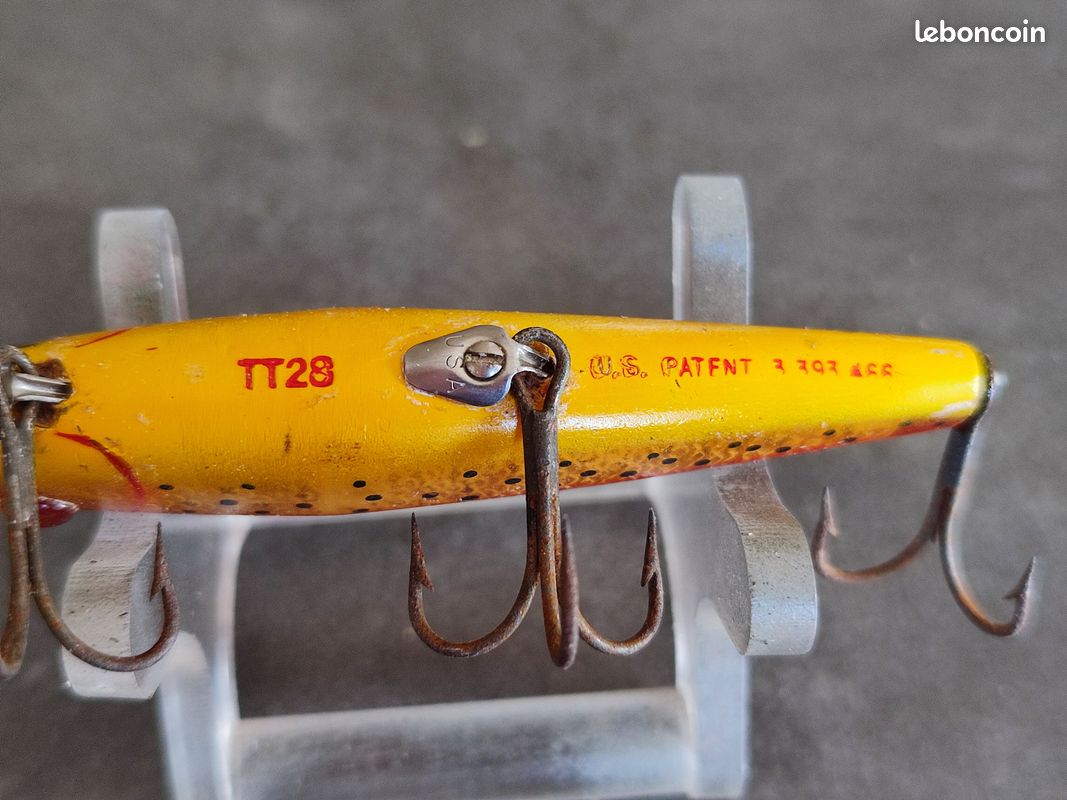 Leurre de pêche soviétique avec boite appât combiné vintage
