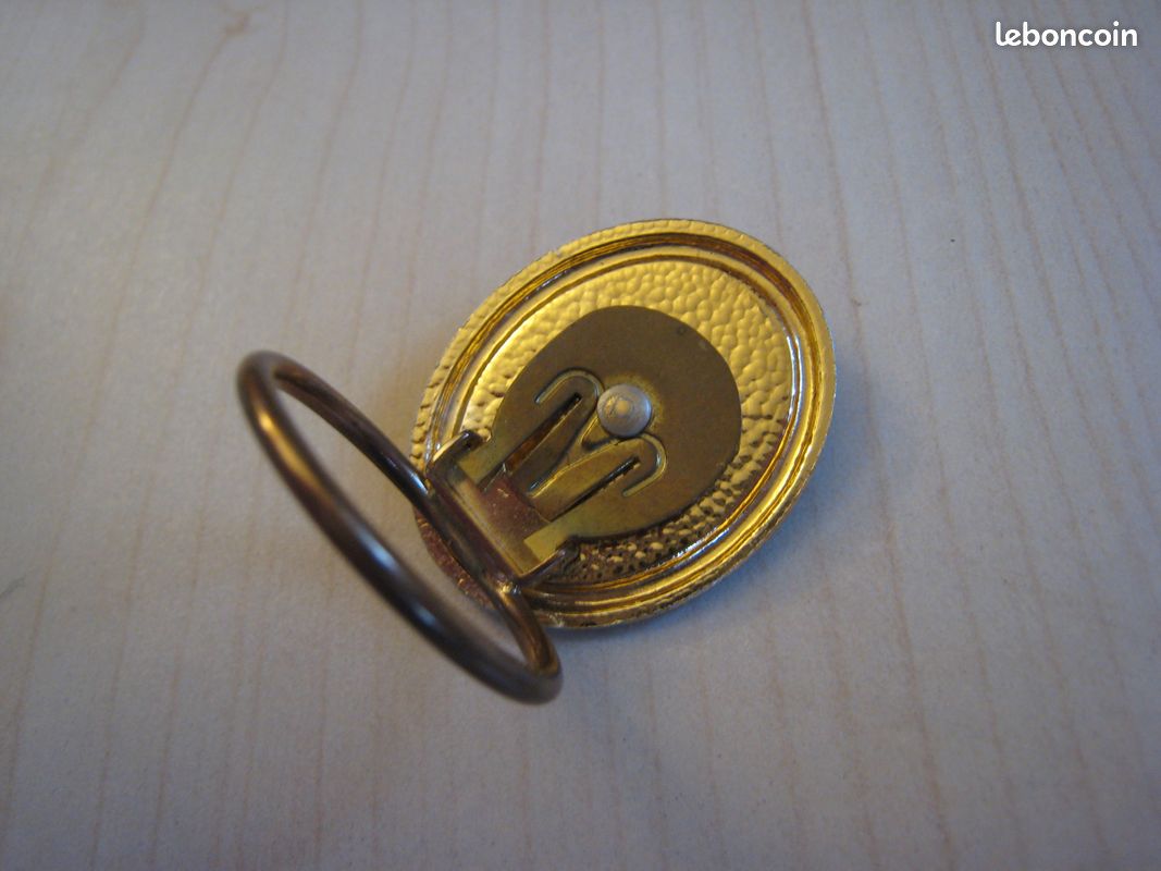 Broche Ovale Dorée Avec Photo - Bijou Vintage Occasion