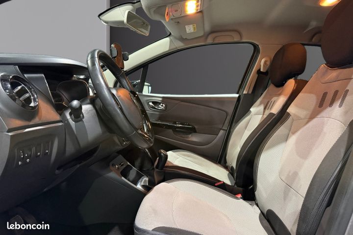 RENAULT CAPTUR TCe 90 Energy S&S eco2 Intens Navigation Garantie 12 mois (image 10)