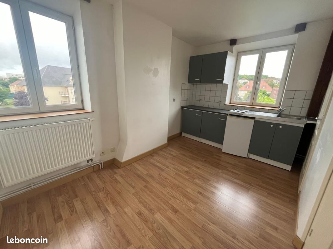 Appartement a louer beauvais - 2 pièce(s) - 26 m2 - Surfyn