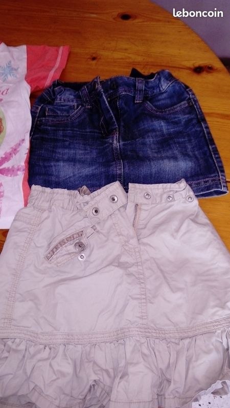 Vêtements fille taille 4 ans (image 1)