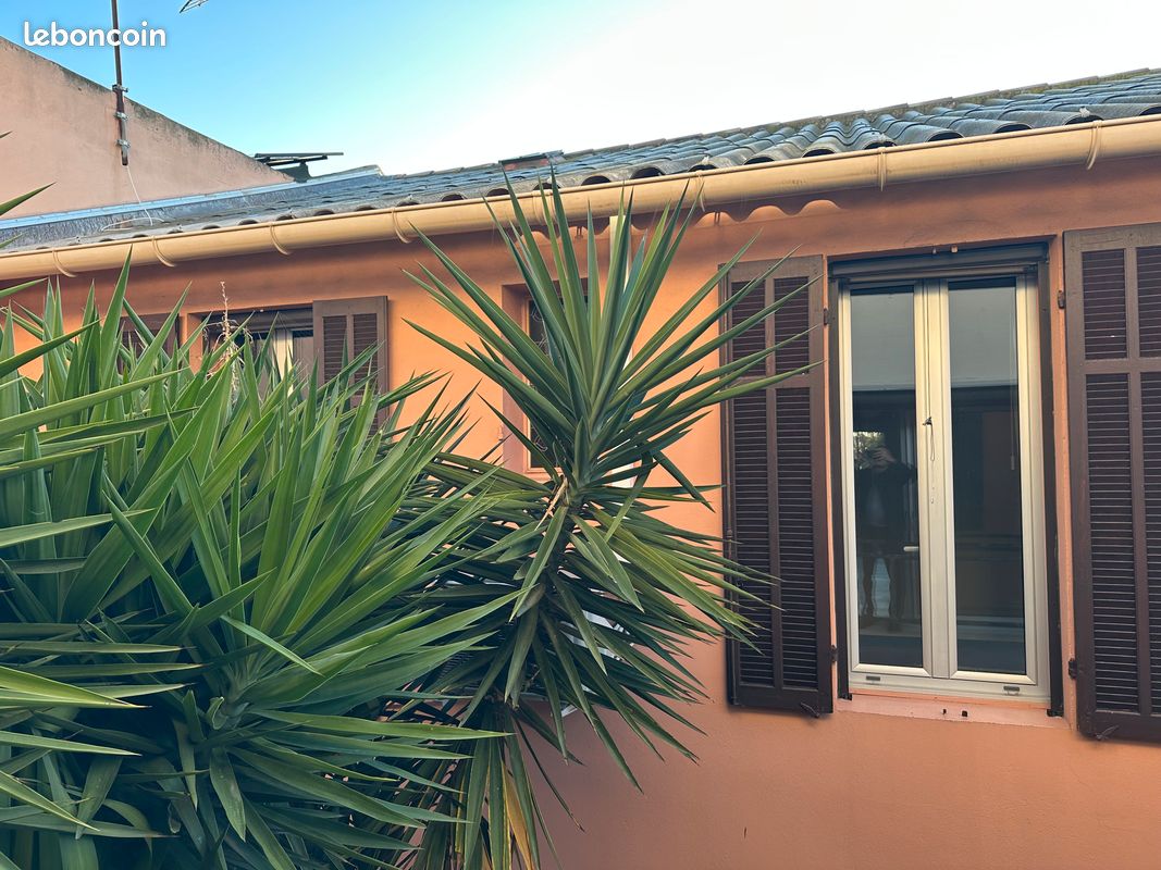 Maison 8 pièces 303 m² · à Marseille · 303 m² · 859 000 €