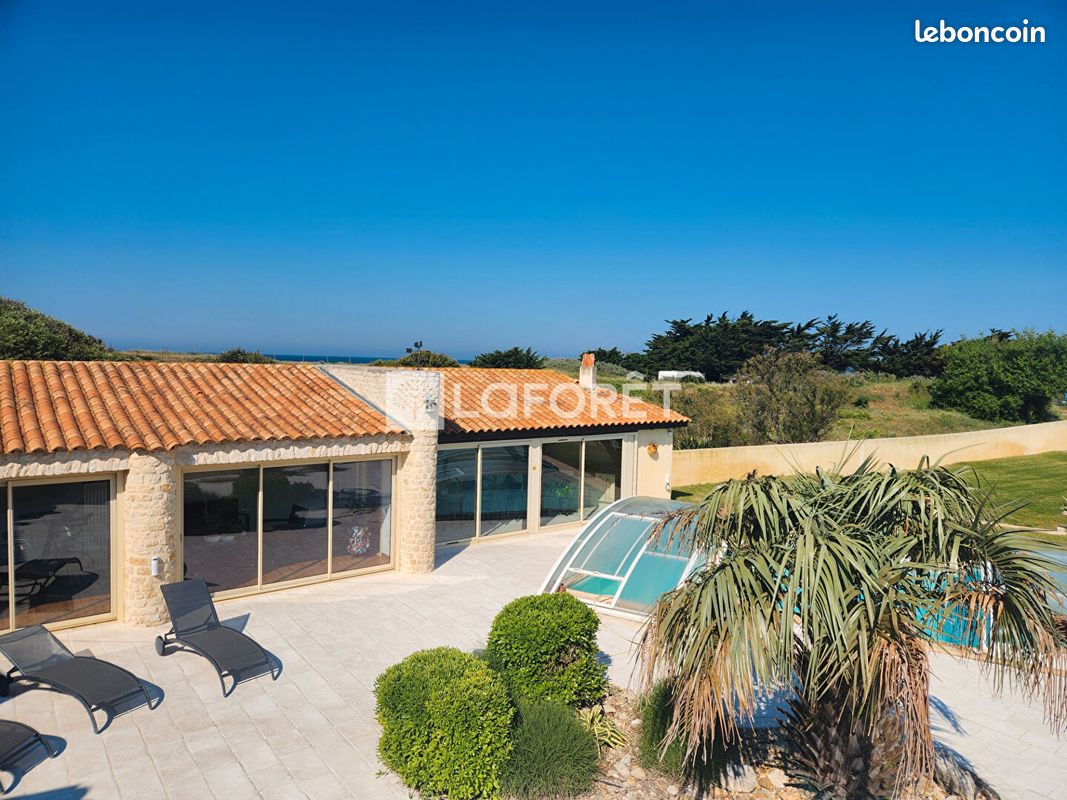 Maison 8 pièces 210 m² · à Saint-Georges-d'Oléron · 210 m² · 993 950 €