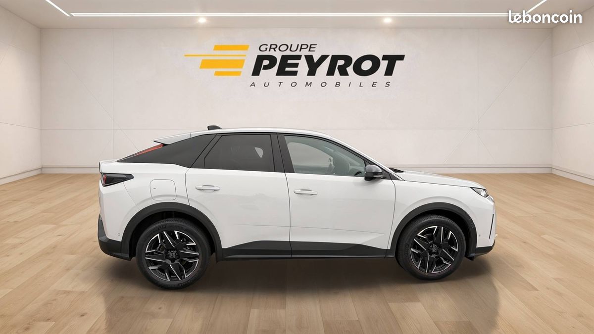 PEUGEOT 3008 Hybrid 136 e-DCS6 Allure (image 10)