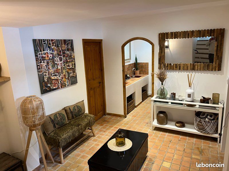 Maison 9 pièces 280 m² · à Uvernet-Fours · 280 m² · 671 000 €