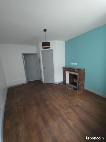 Appartement 2 pièces 35 m² · à Neufchâteau · 35 m² · 395 €