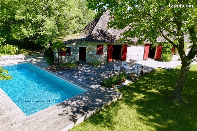 Maison 11 pièces 300 m²