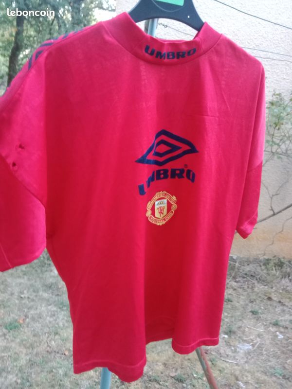 VINTAGE* MAGNIFIQUE Maillot de FOOTBALL du club anglais de MANCHESTER UNITED Années 2000 (Maillot porté) AFFAIRE À NE PAS RATER TRÈS RARE (image 1)