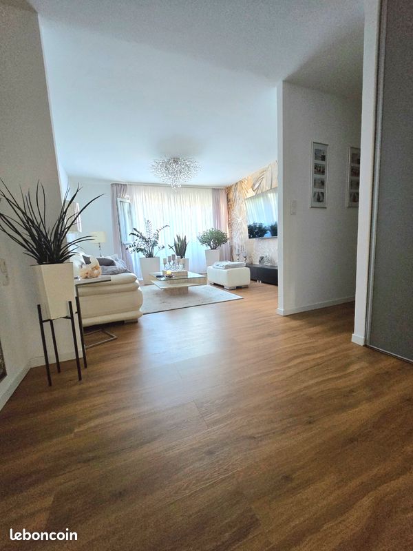 Appartement 4 pièces 84 m² · à Saint-Louis · 84 m² · 260 000 €