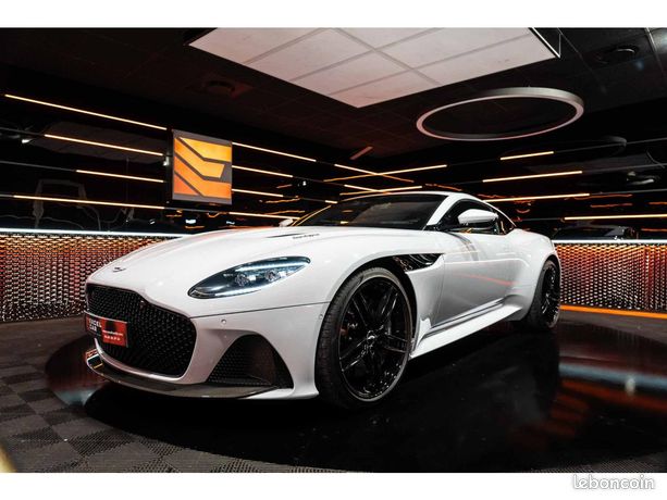Aston Martin Dbs 2018