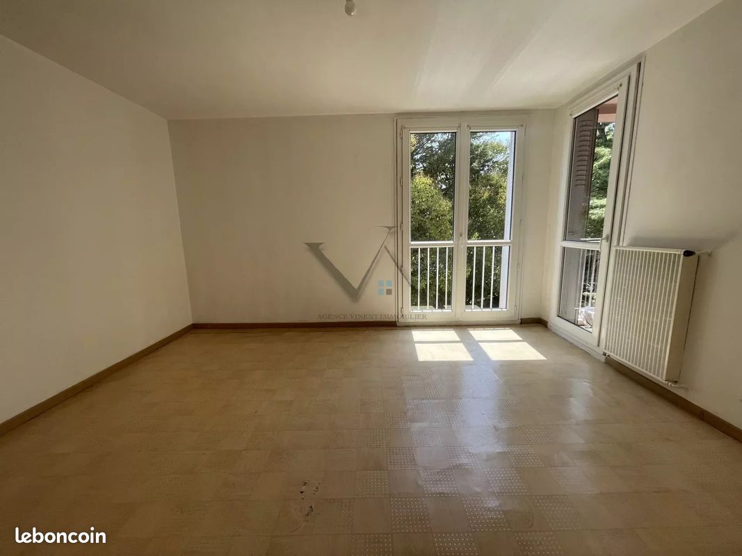 Appartement 3 pièces 59 m² · à Montélimar · 59 m² · 79 000 €
