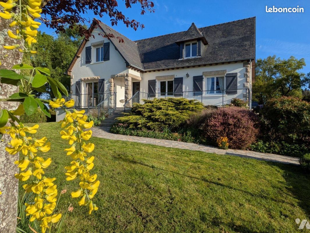 Maison 6 pièces 167 m² (image 1)
