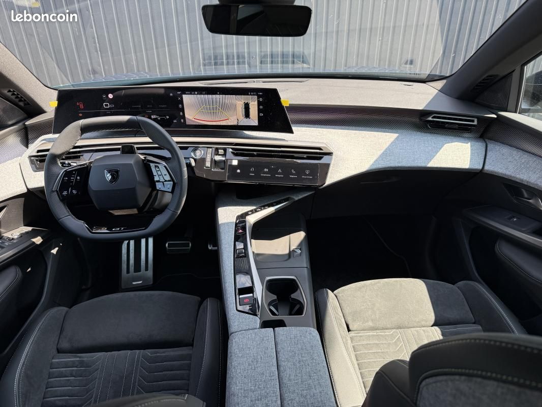 Peugeot 3008 GT EXLUSIVE HYBRID 145 CH (image 6)
