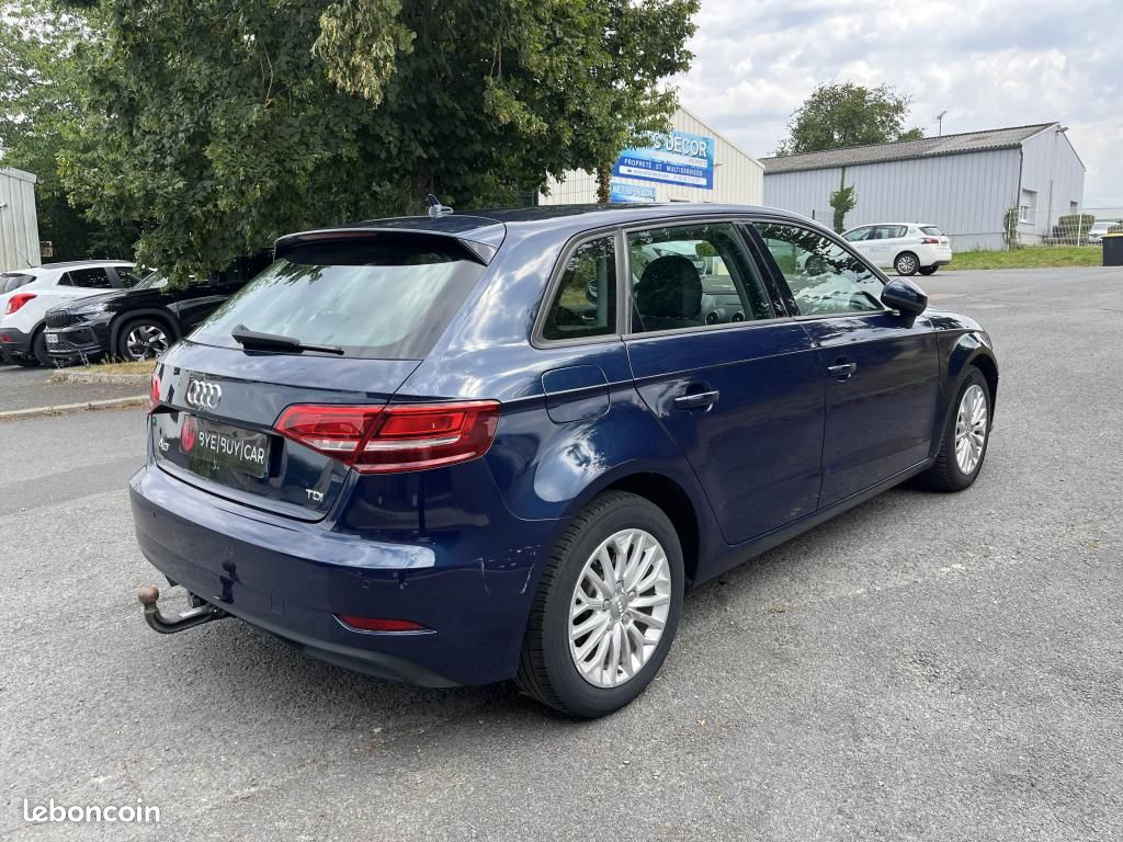 AUDI A3 Sportback 1.6 TDI - 110 - BV S-Tronic 7 8V SPORTBACK Business Line PHASE 2 (image 3)
