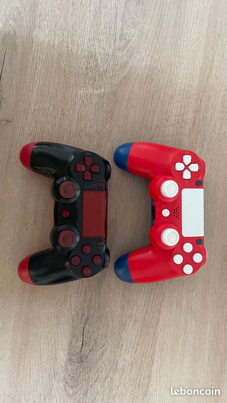 PS4 pro 1 To + 2 manettes (image 3)