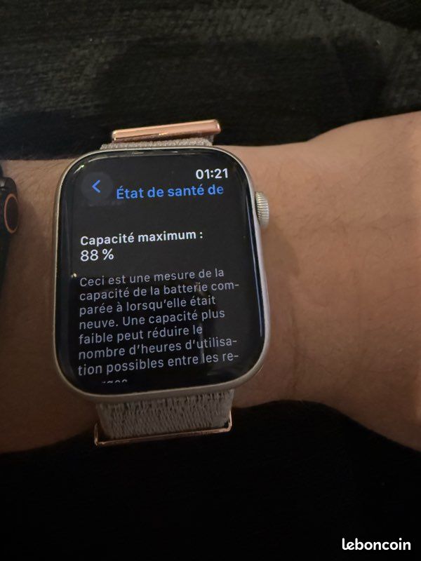 Apple Watch série 9 45mm gps (image 1)