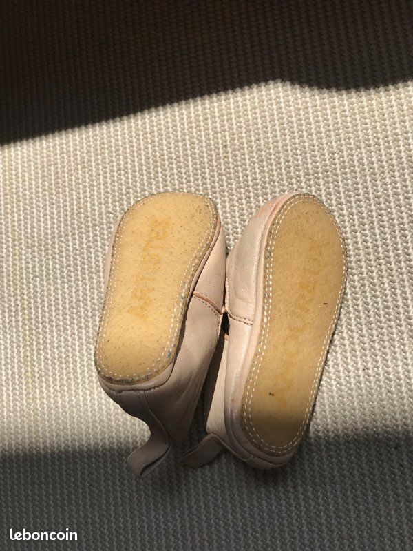 Chaussons cuir beige Neufs CRAIE STUDIO Chaussures