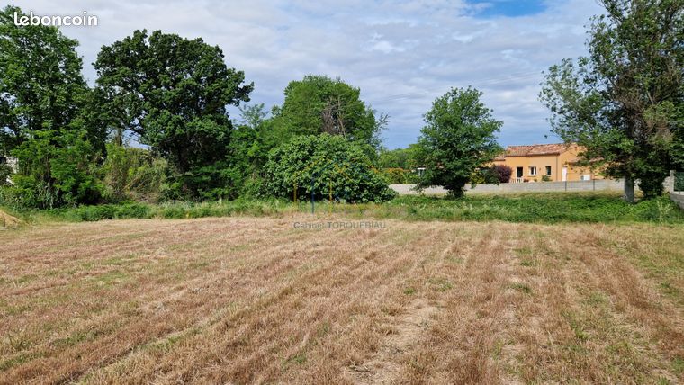 Terrain 1340 m² Gignac