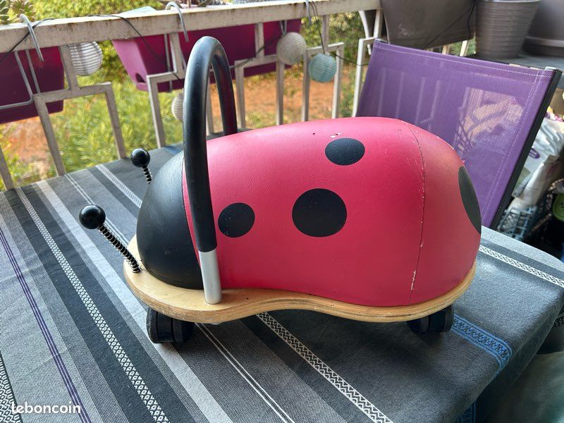 Porteur coccinelle Wheely Bug Jeux Jouets
