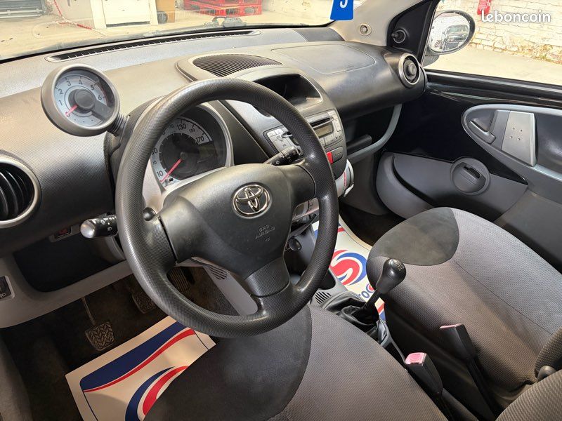 Toyota Aygo 1,4 HDI 55 Chvx « 198 000 kms » (image 5)