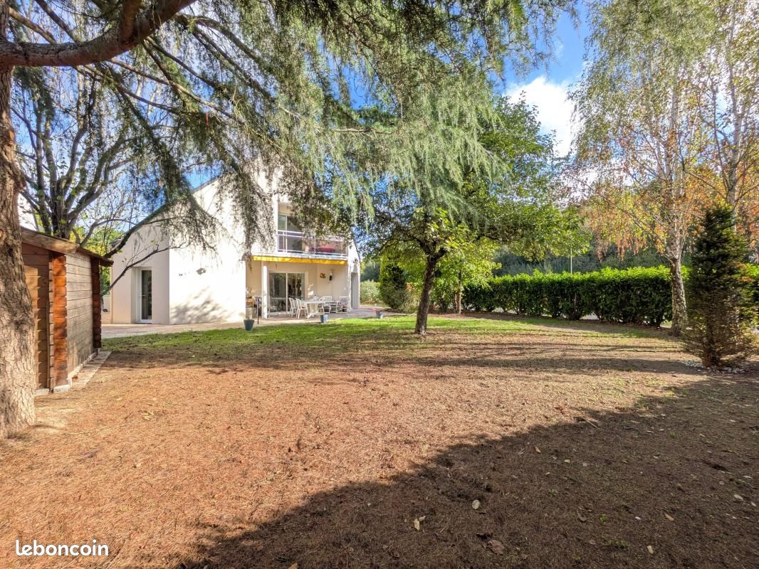 Maison 5 pièces 146 m² · à Carquefou · 146 m² · 448 840 €