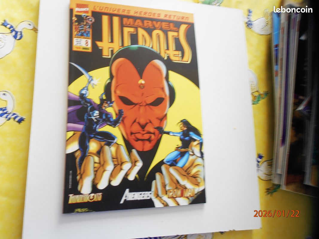 Lot de 2 Marvel Heroes nos 3 et 8 (image 2)