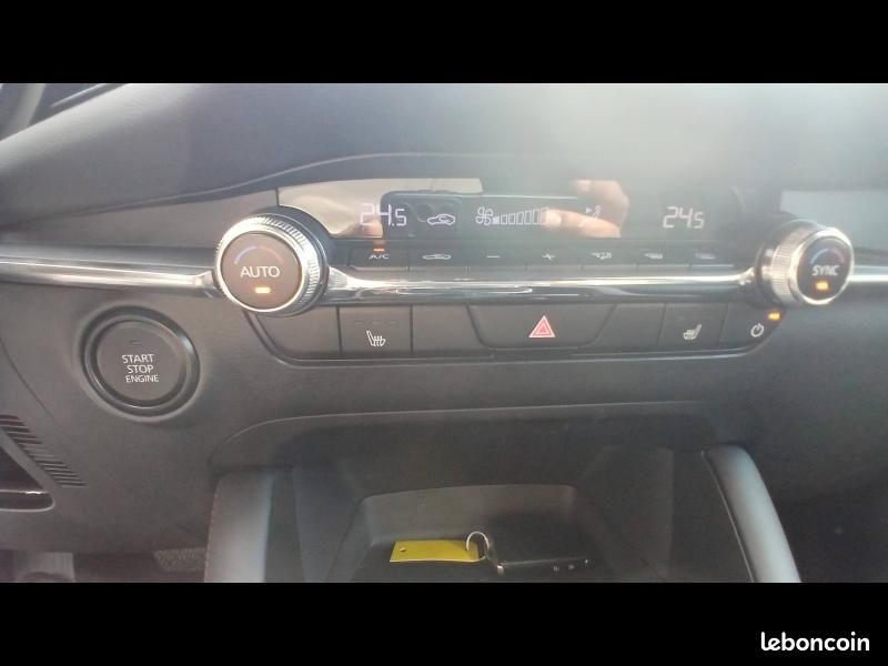 Mazda Mazda 3 2.0 e-SKYACTIV-X M-Hybrid 186ch Homura BVA 2024 (image 16)