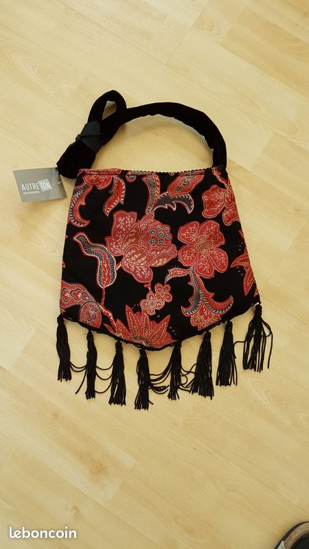 Sac à main à fleur (image 1)