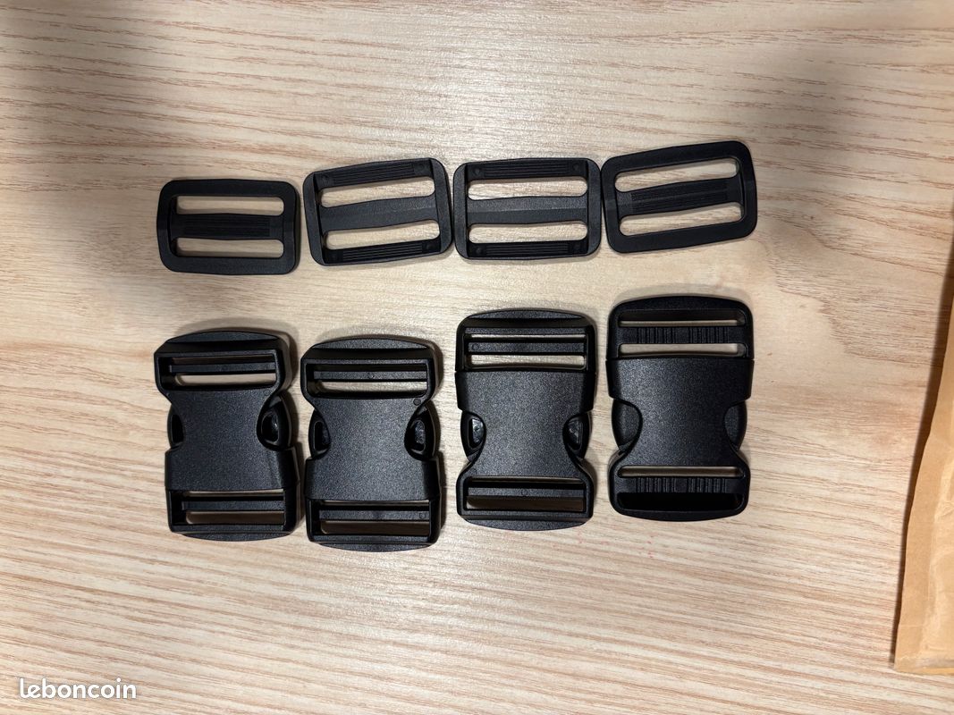 Lot De 4 Boucles à Déclenchement Latéral 25mm - Plastique Noir - Aeuezxx - Neuf
